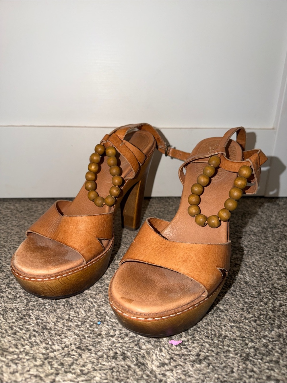 UGG Brown Leather Platform Heeled Sandals with Bead Detail